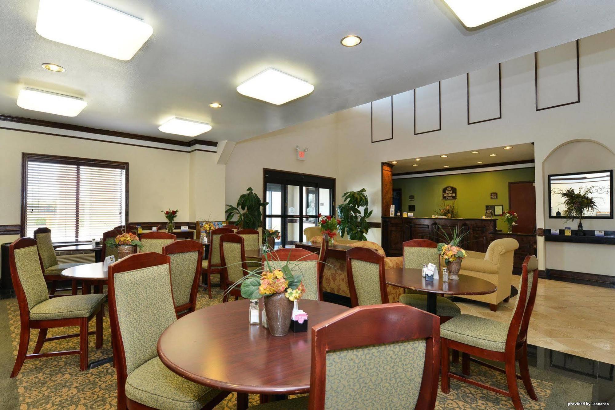 Best Western Lone Star Inn Edna Экстерьер фото