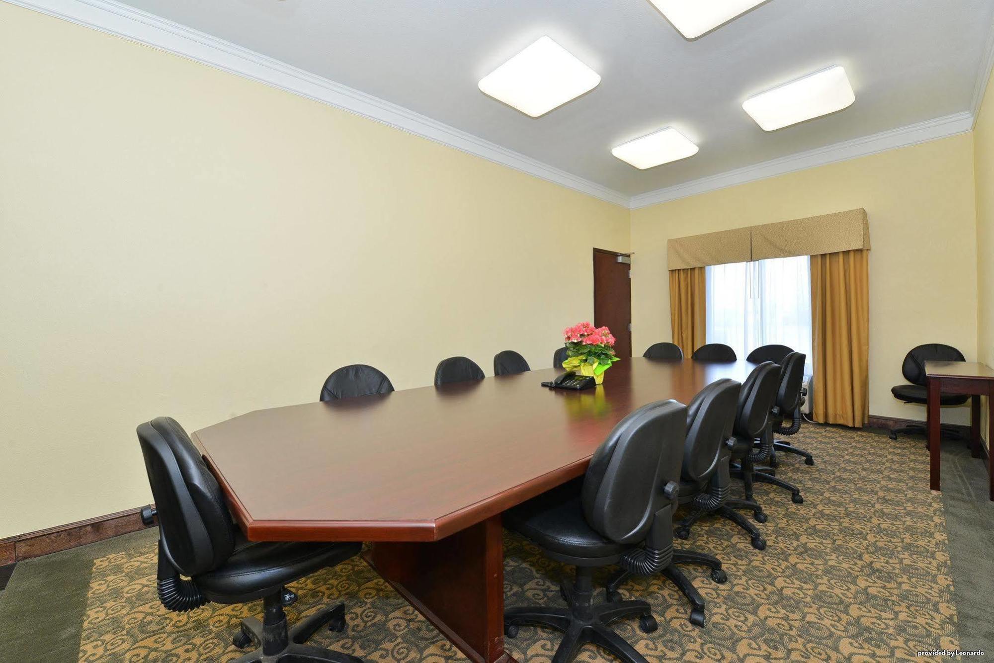 Best Western Lone Star Inn Edna Экстерьер фото